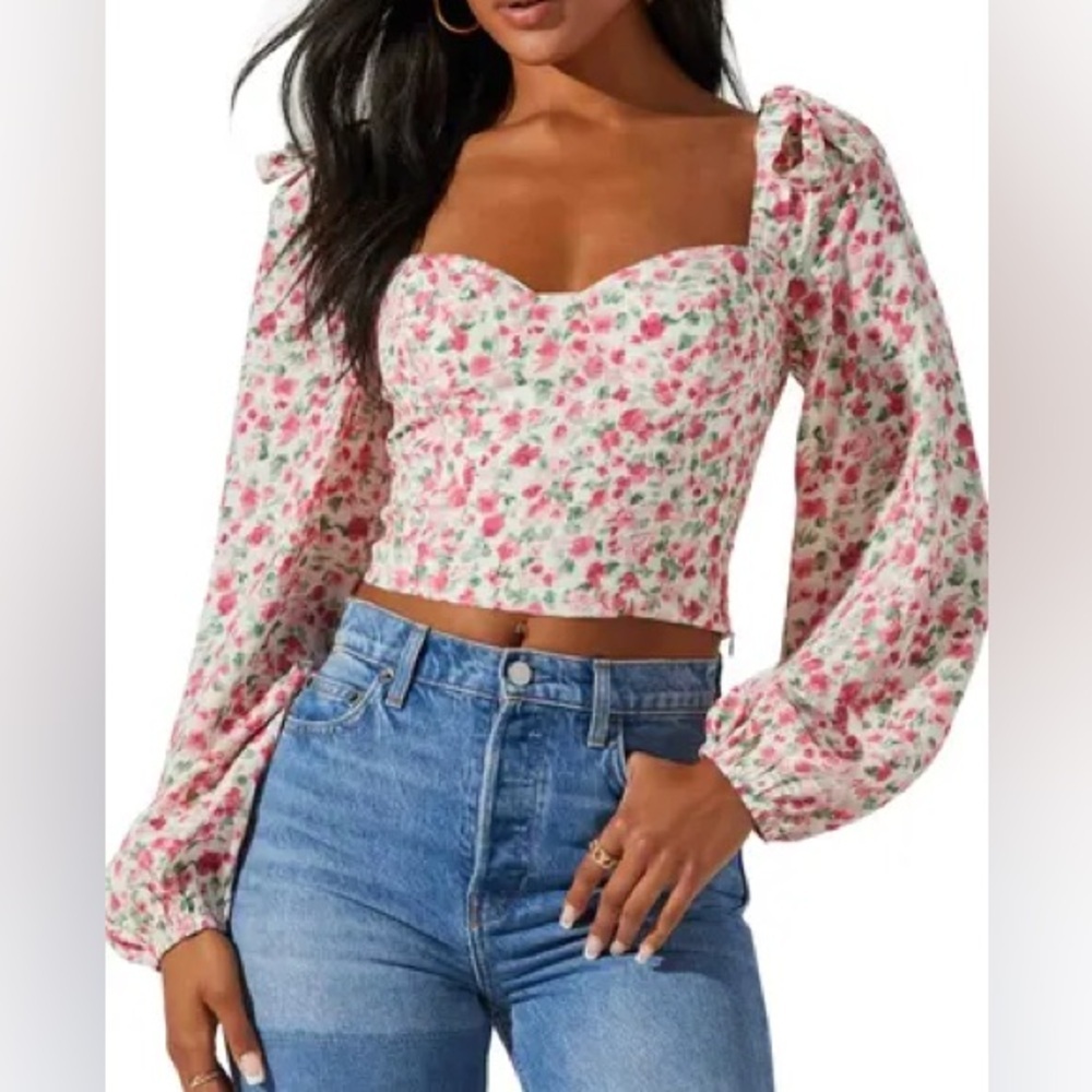 Floral Sweetheart Crop Top with Puff Sleeves - Pink